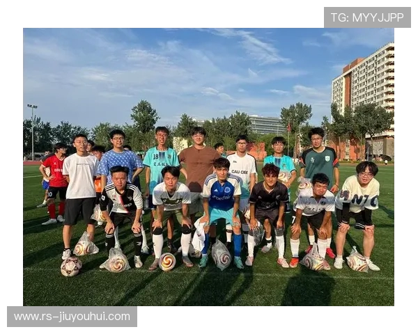 逐梦绿茵荣耀之巅足球大赛大人率队奋战夺冠全程纪实